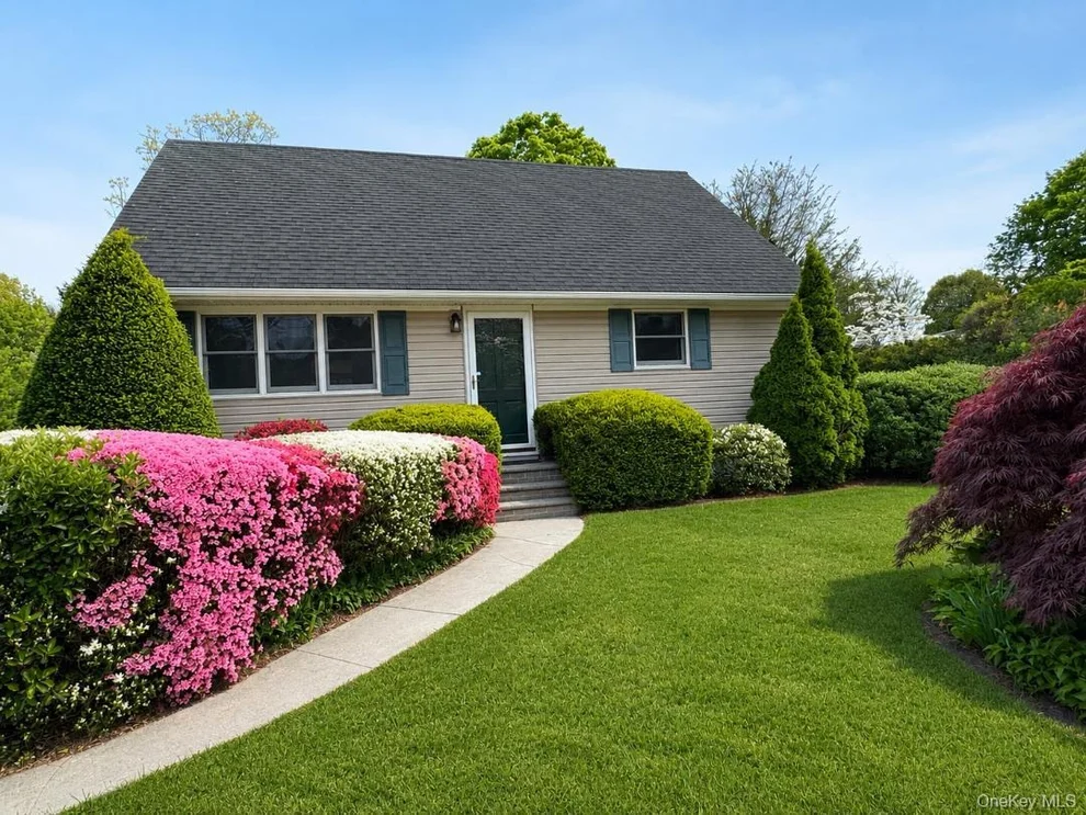 Unit for sale at 986 Karshick Street, Islip, NY 11716