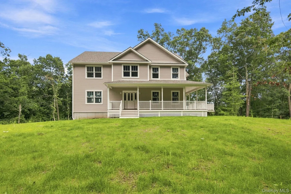 Unit for sale at 194 South Road, Pawling, NY 12564
