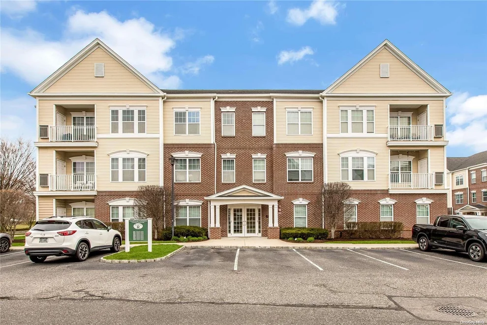 Unit for sale at 1638 Finch Lane, Islip, NY 11722