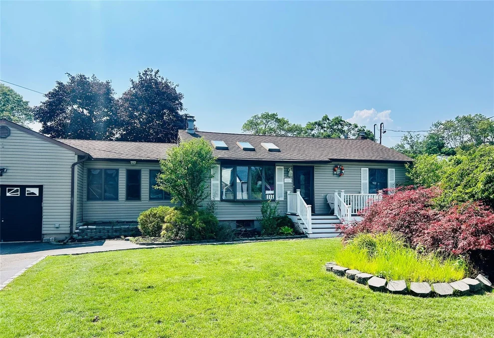 Unit for sale at 38 Hayward Street, Brookhaven, NY 11772