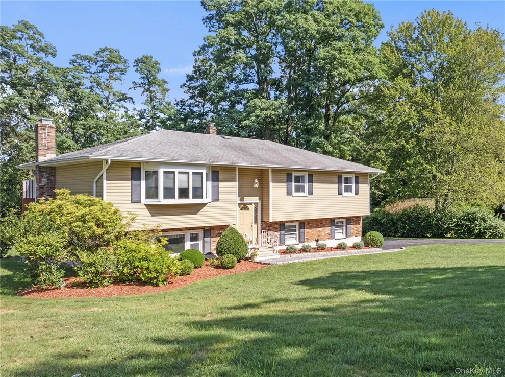 Unit for sale at 2862 Mead Street, Yorktown, NY 10598