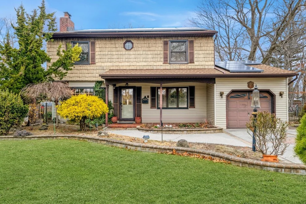 Unit for sale at 31 Lafayette Avenue, Babylon, NY 11701