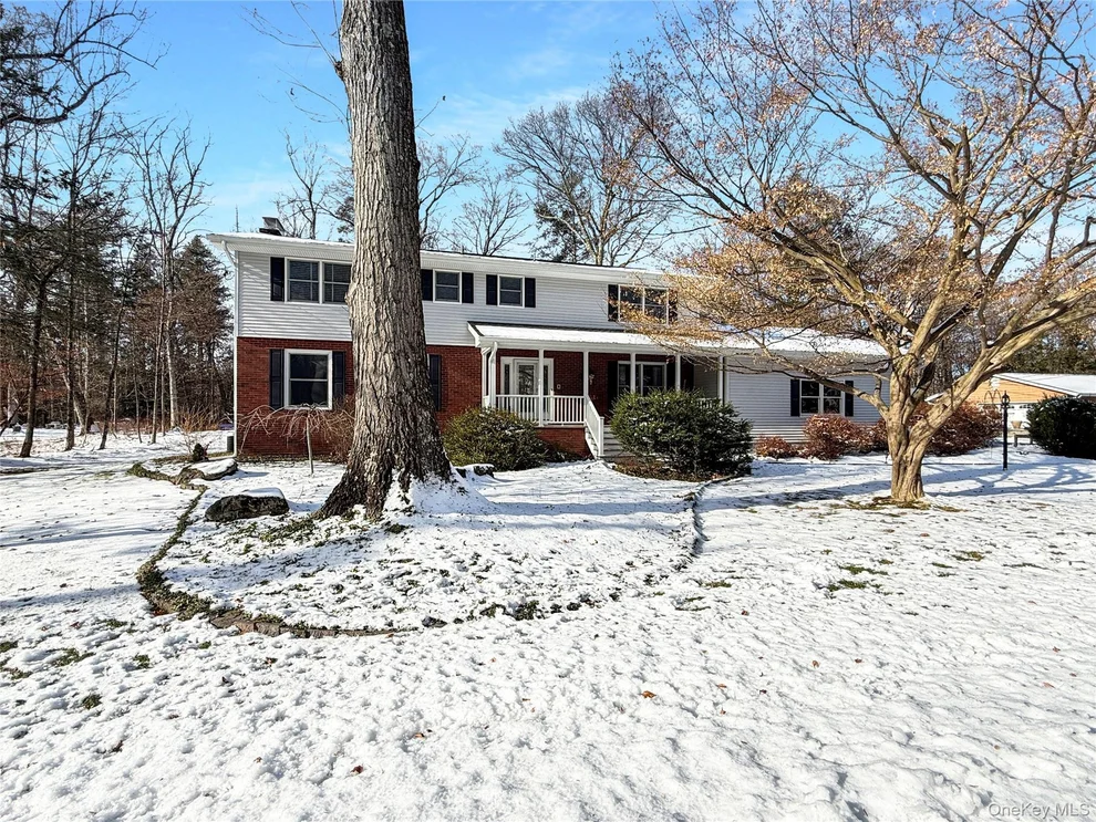 Unit for sale at 31 Pleasant Ridge Drive, Poughkeepsie (Town), NY 12603
