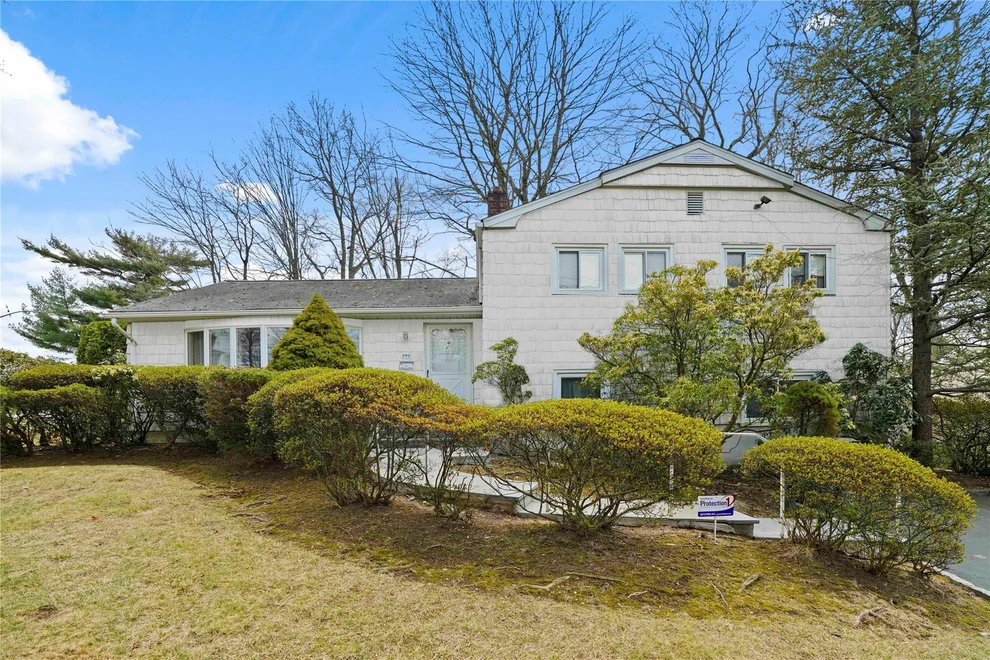 Unit for sale at 1 Arden Drive, Greenburgh, NY 10530
