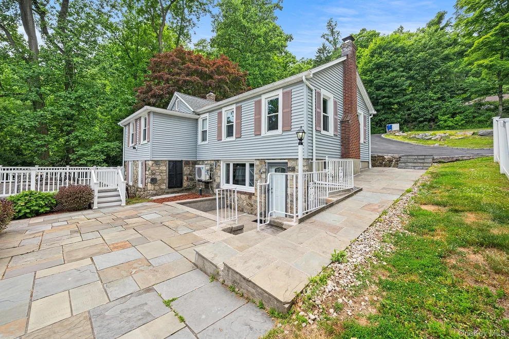 Unit for sale at 10 Holland Drive, Kent, NY 10512
