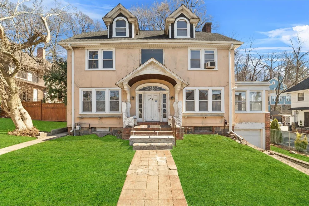 Unit for sale at 20 Lewis Parkway, Yonkers, NY 10705