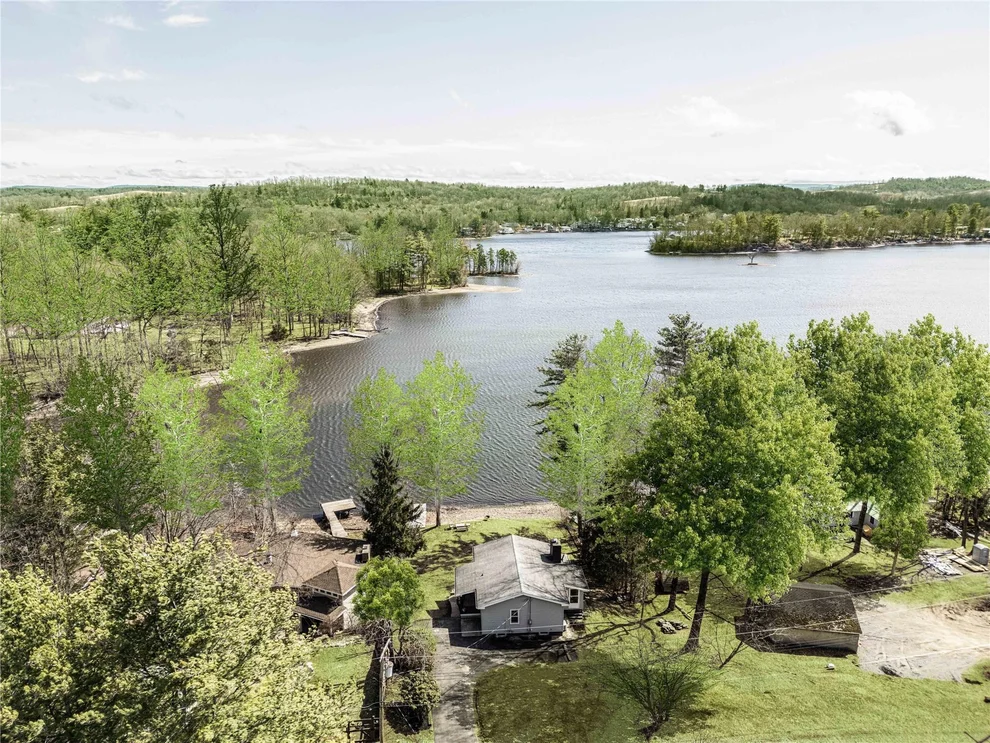 Unit for sale at 174 W Shore Drive, Kinderhook, NY 12184