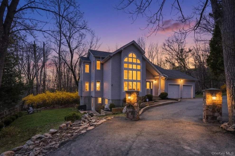 Unit for sale at 9 Rustic Hills Road, Mamakating, NY 12790
