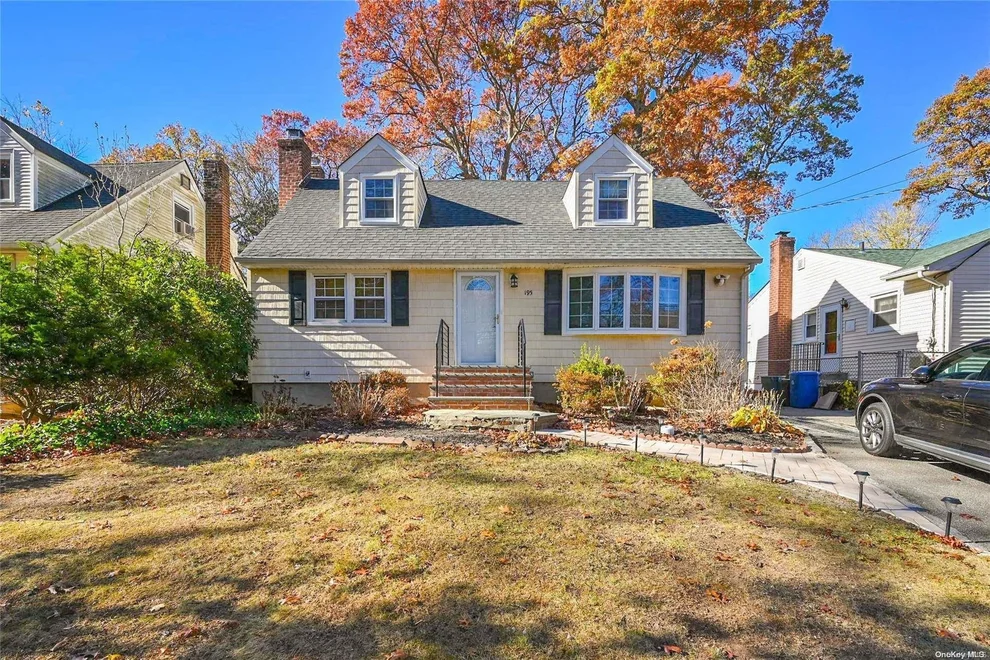 Unit for sale at 195 Melville Road, Huntington, NY 11746