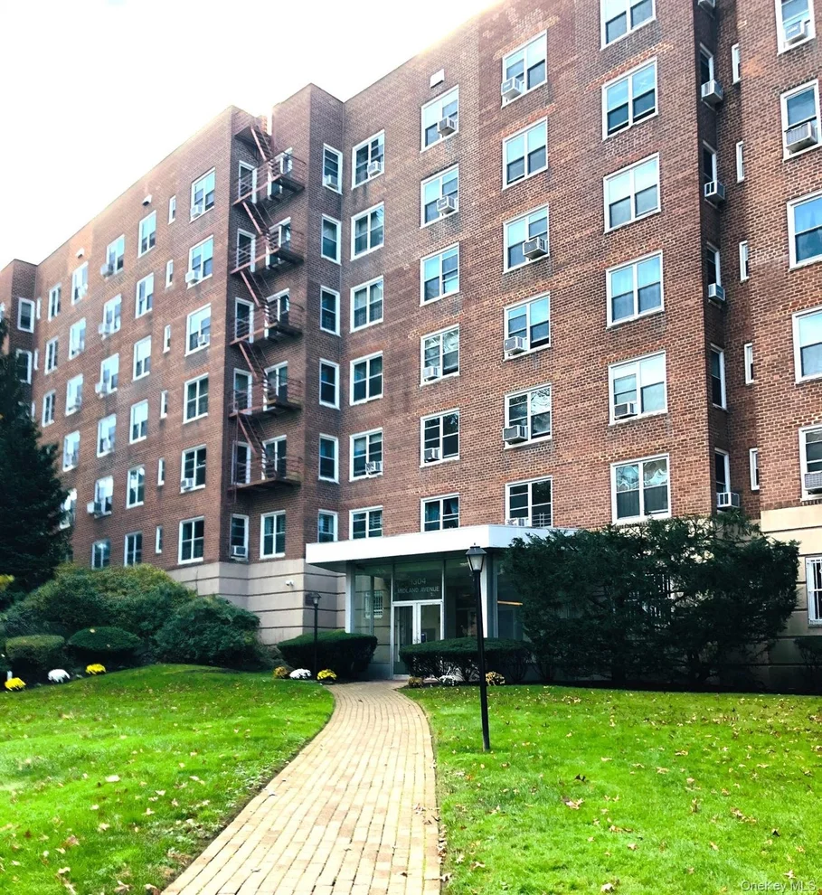 Unit for sale at 1304 Midland Avenue, Yonkers, NY 10704