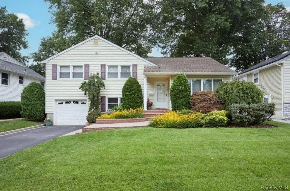 Unit for sale at 734 Wenwood Drive, Hempstead, NY 11554