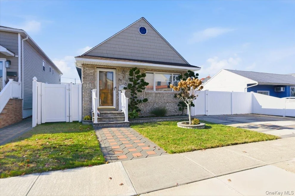Unit for sale at 80 Newport Road, Hempstead, NY 11558