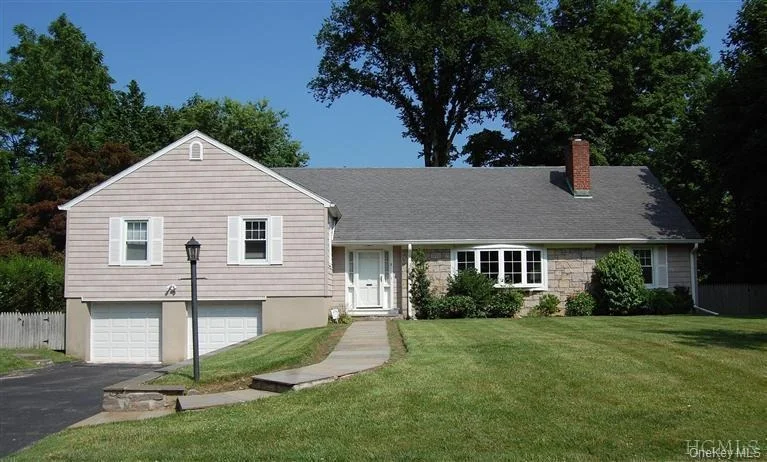 Unit for sale at 6 Oakstwain Road, Scarsdale, NY 10583
