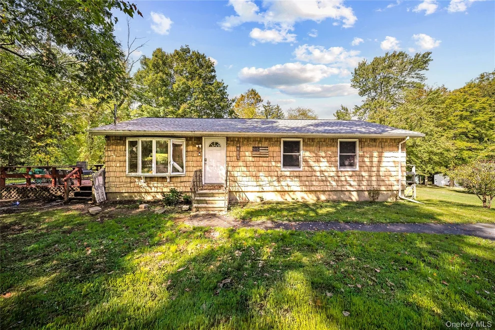 Unit for sale at 915 White Pond Colony Road W, Kent, NY 10512