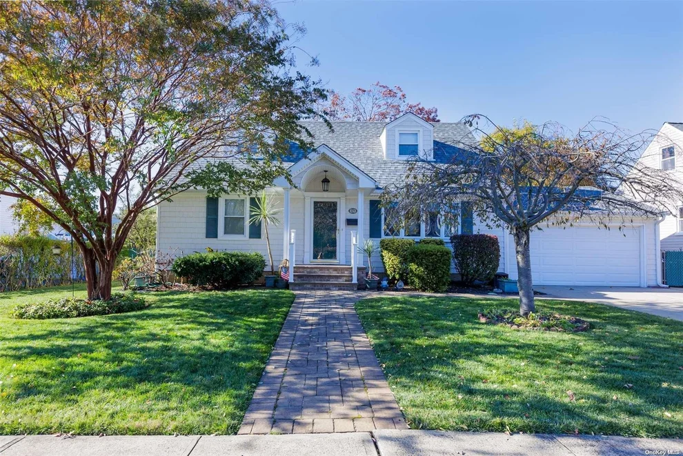 Unit for sale at 2220 Pine Street, Hempstead, NY 11793