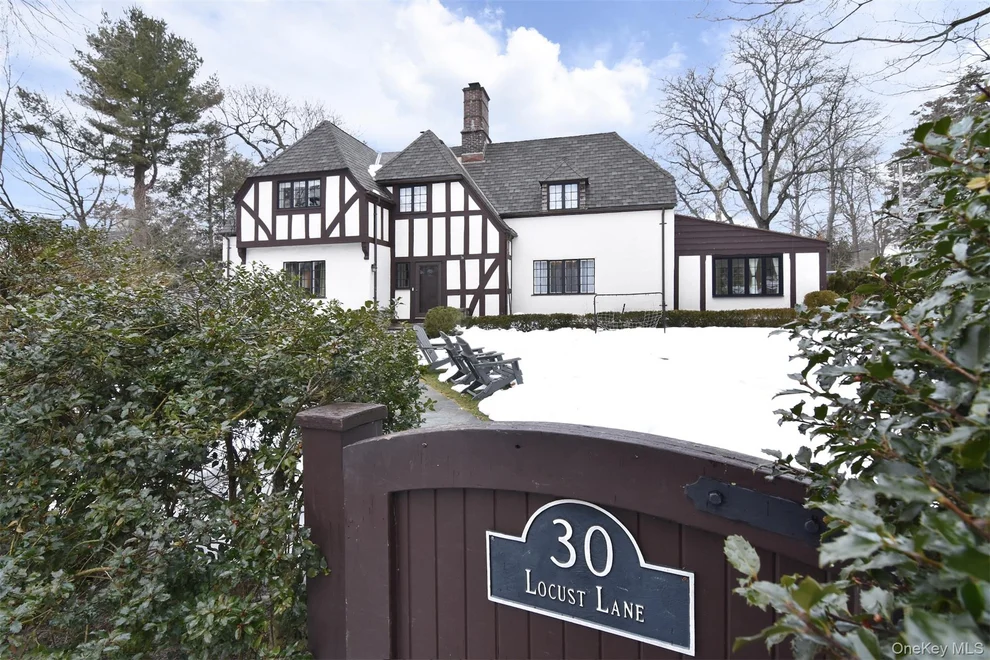 Unit for sale at 30 Locust Lane, Eastchester, NY 10708