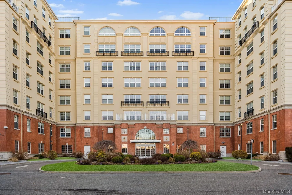 Unit for sale at 10 Byron Place, Mamaroneck, NY 10538