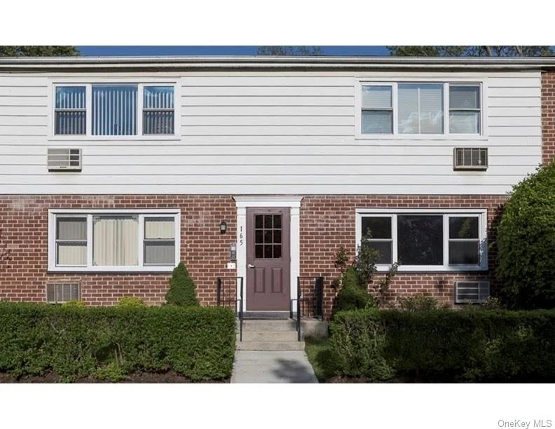 Unit for sale at 165 S Highland Avenue, Ossining, NY 10562