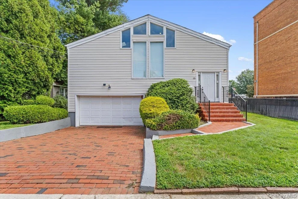 Unit for sale at 15 Church Street, North Hempstead, NY 11023