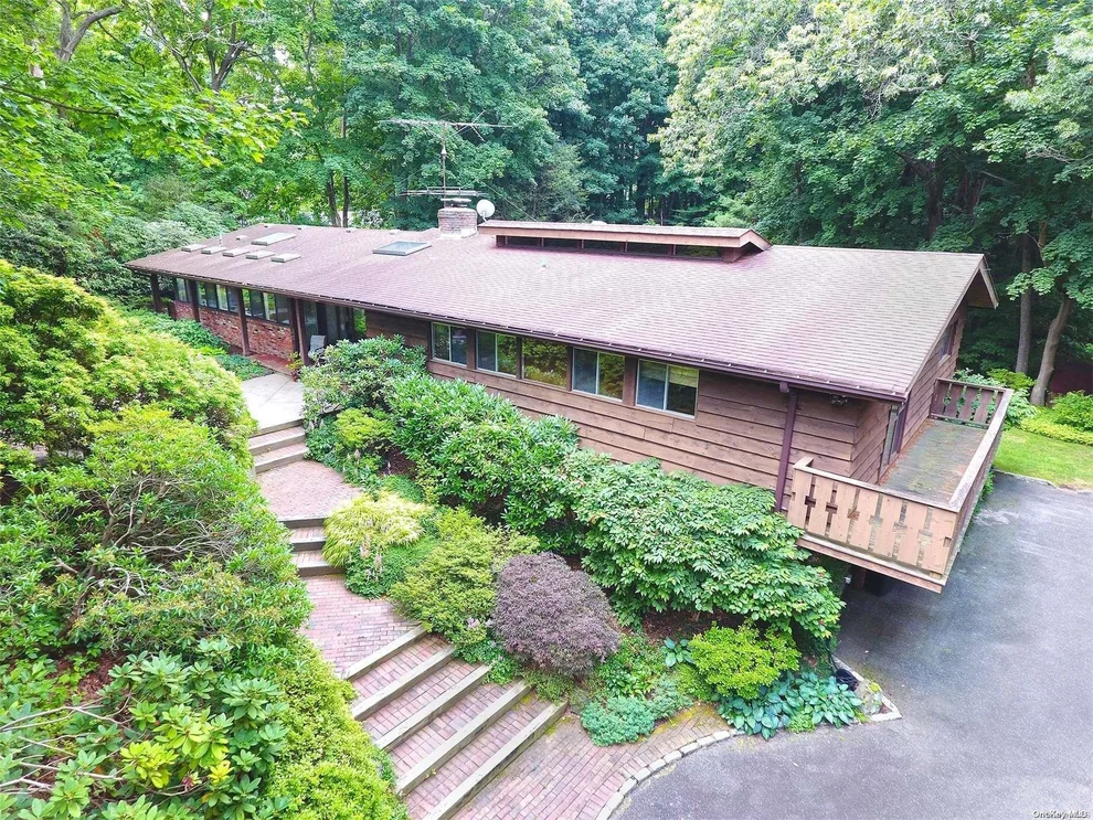 Unit for sale at 39 Artisan Avenue, Huntington, NY 11743