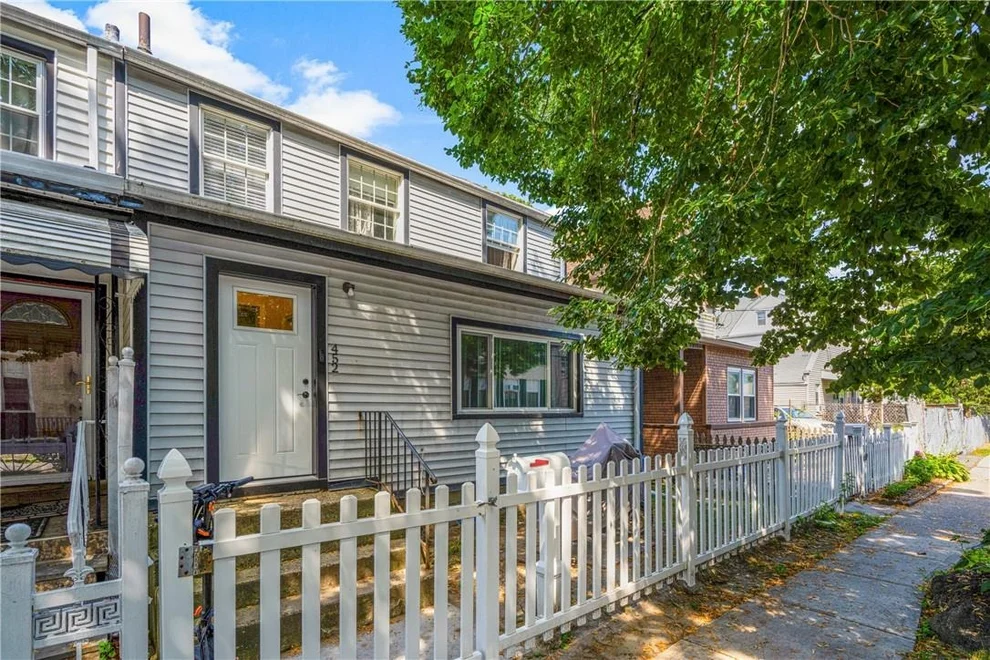 Unit for sale at 452 S 6th Avenue, Mount Vernon, NY 10550
