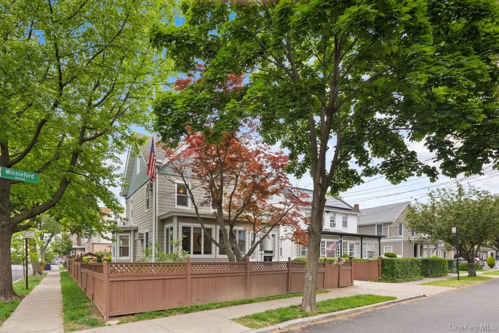 Unit for sale at 551 Minnieford Avenue, New York, NY 10464