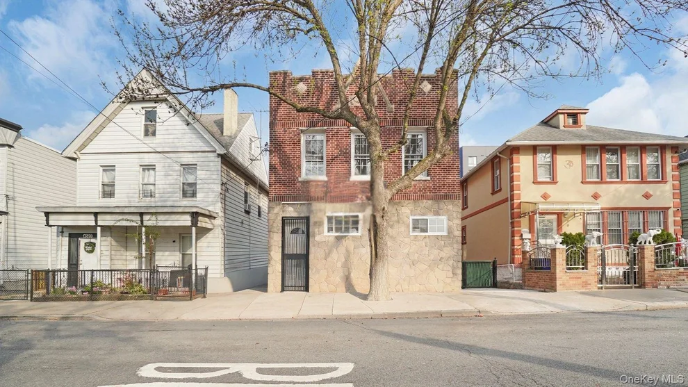 Unit for sale at 4518 Richardson Avenue, New York, NY 10470