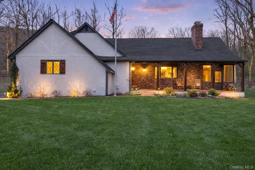 Unit for sale at 3 Mountain Brook Road, Cornwall, NY 12518