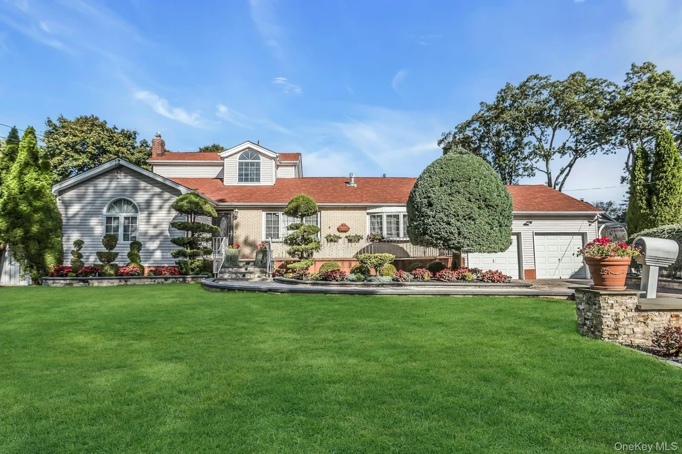 Unit for sale at 1436 7th Street, West Babylon, NY 11704