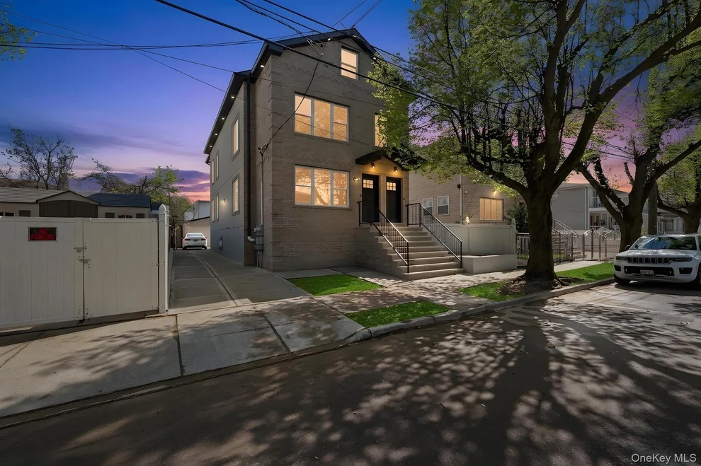 Unit for sale at 15050 119th Road, New York, NY 11434