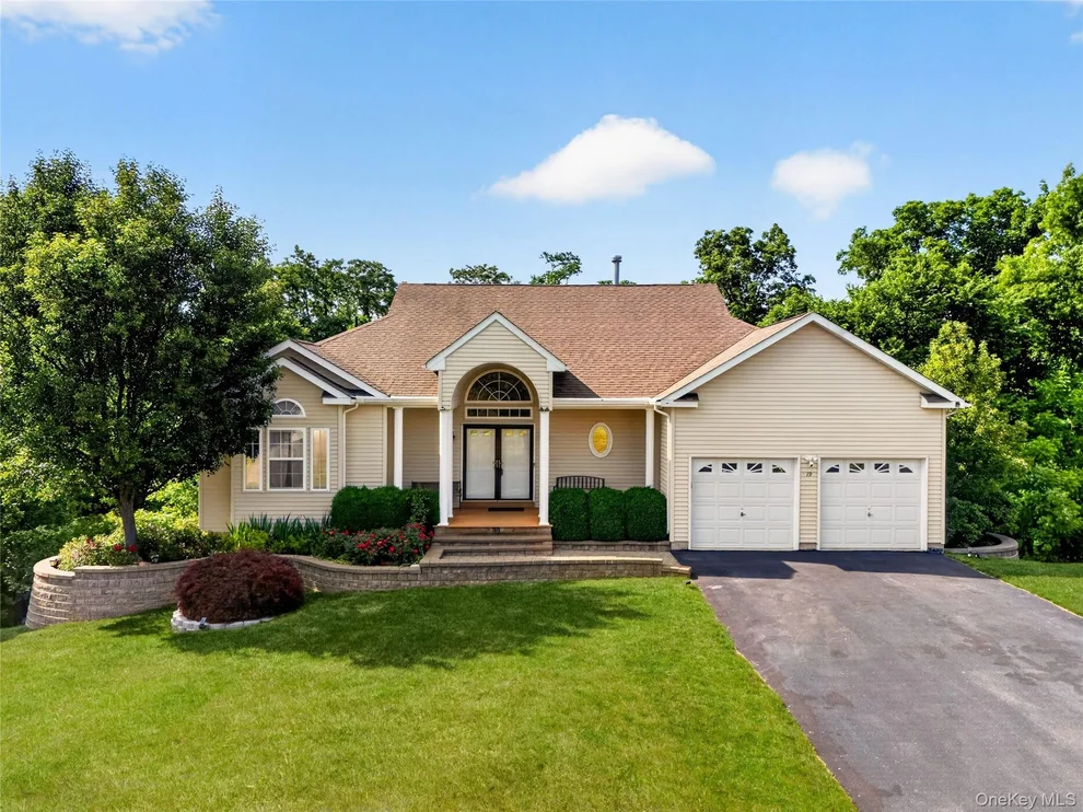 Unit for sale at 19 Ash Road, Fishkill, NY 12590