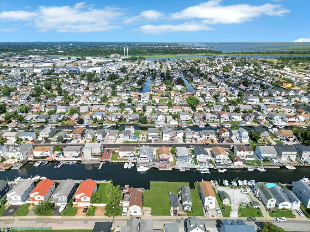 Unit for sale at 215 Sportsmans Avenue, Hempstead, NY 11520