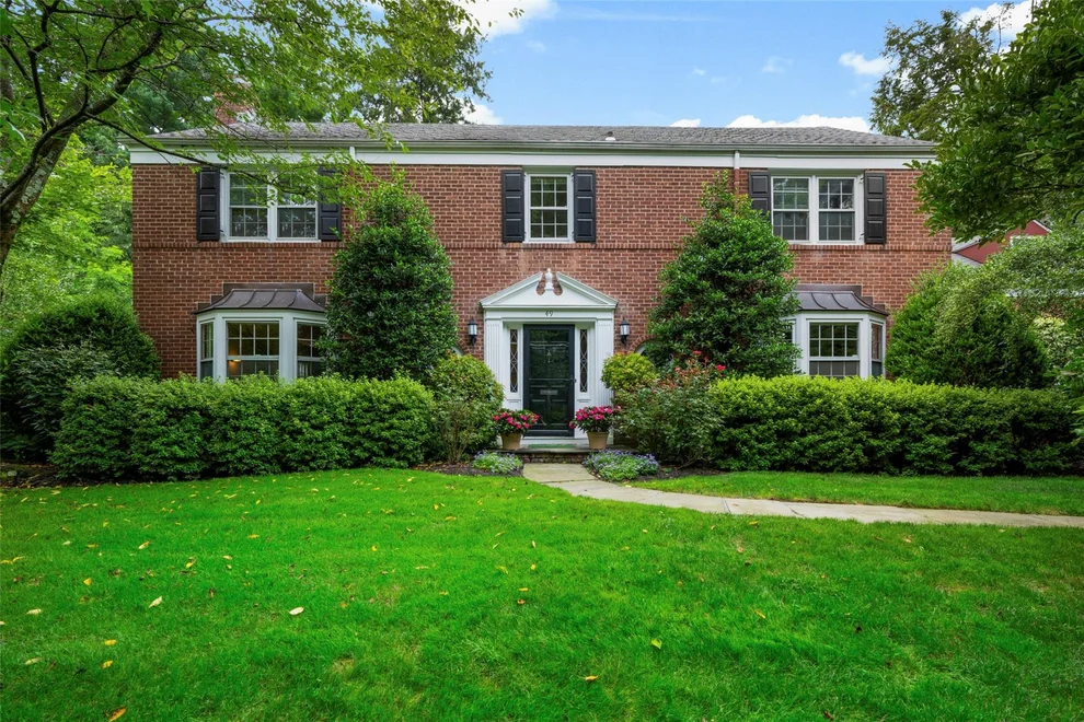 Unit for sale at 49 Brite Avenue, Scarsdale, NY 10583