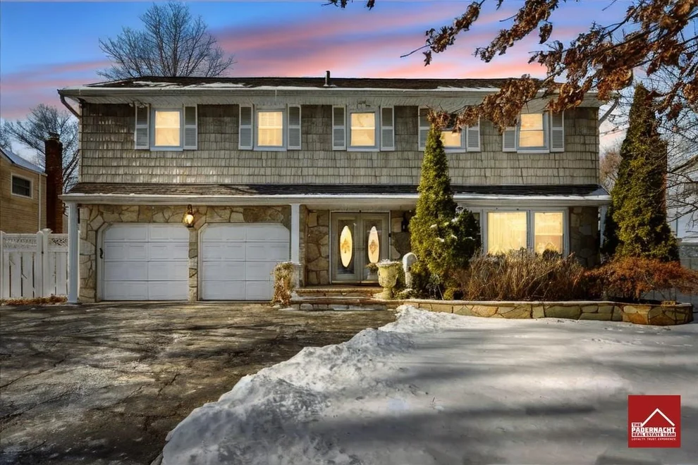 Unit for sale at 30 Lynwood Drive, Glen Cove, NY 11590