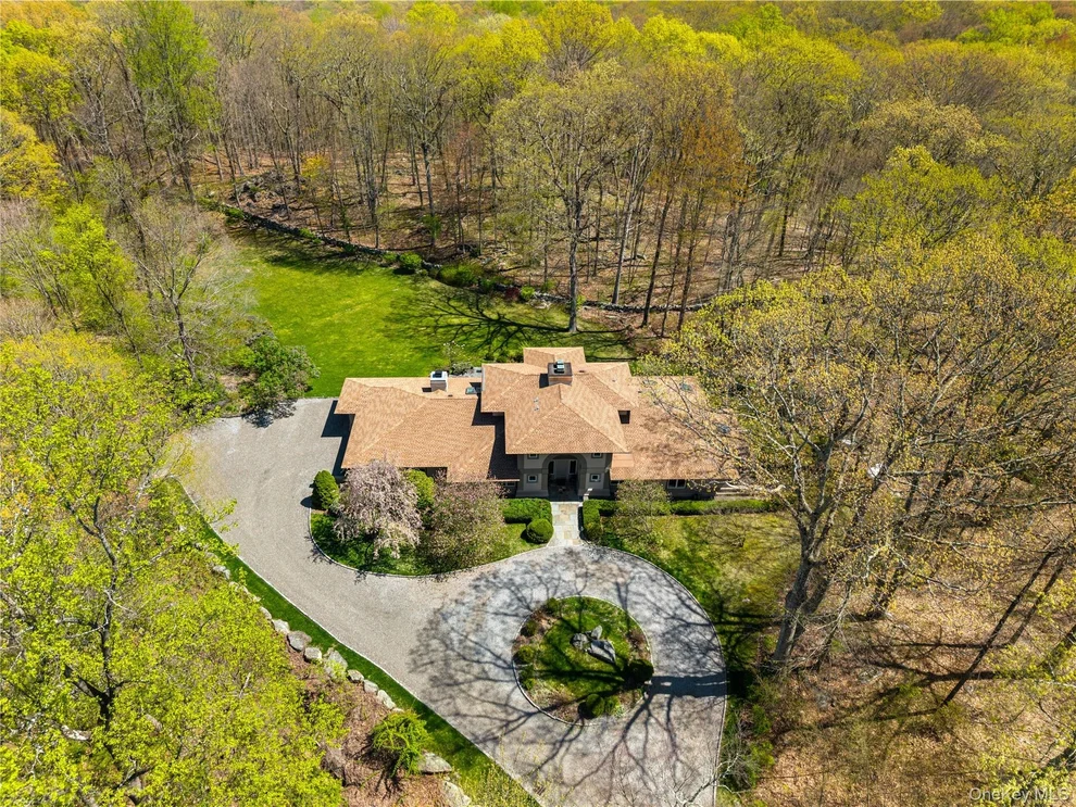 Unit for sale at 60 Old Aspetong Road, Bedford, NY 10536