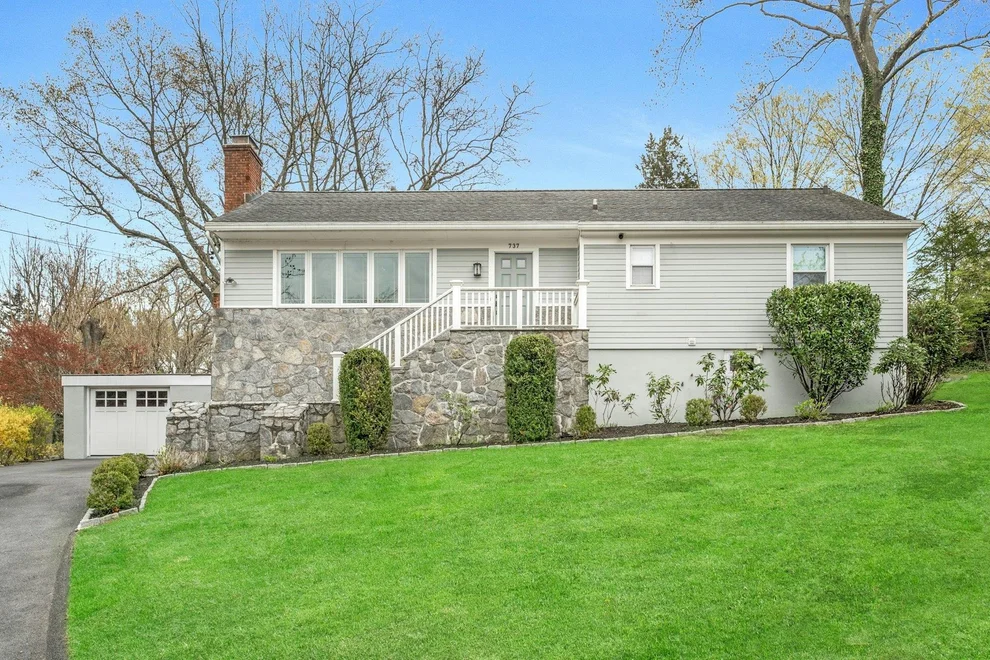 Unit for sale at 737 Forest Avenue, Mamaroneck, NY 10538
