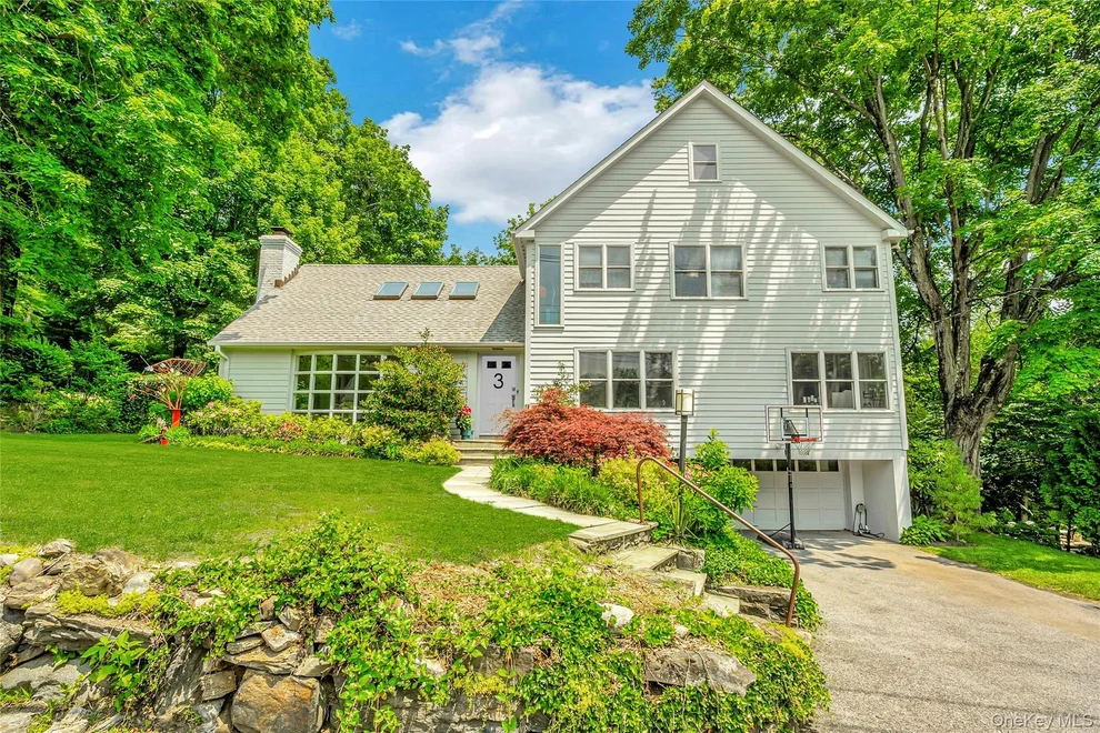 Unit for sale at 3 Old Lane, Greenburgh, NY 10583