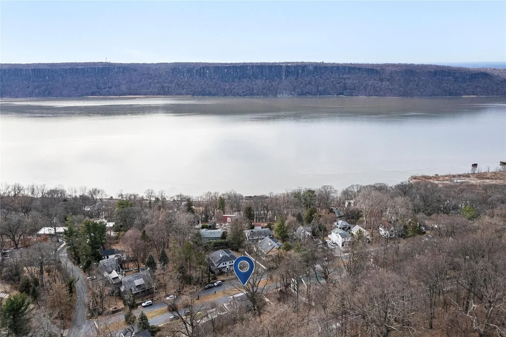 Unit for sale at 22 Pinecrest Parkway, Greenburgh, NY 10706