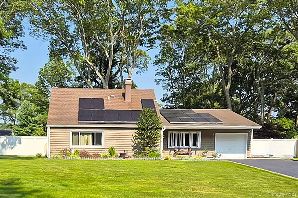Unit for sale at 1039 Sipp Avenue, Brookhaven, NY 11763