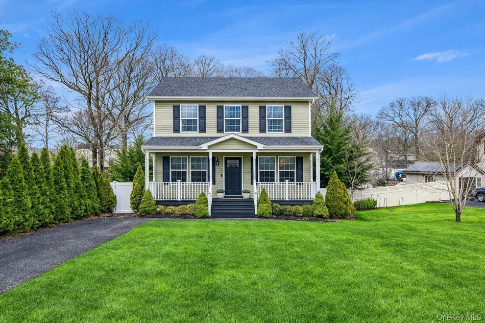 Unit for sale at 7 Freeman Avenue, Smithtown, NY 11767