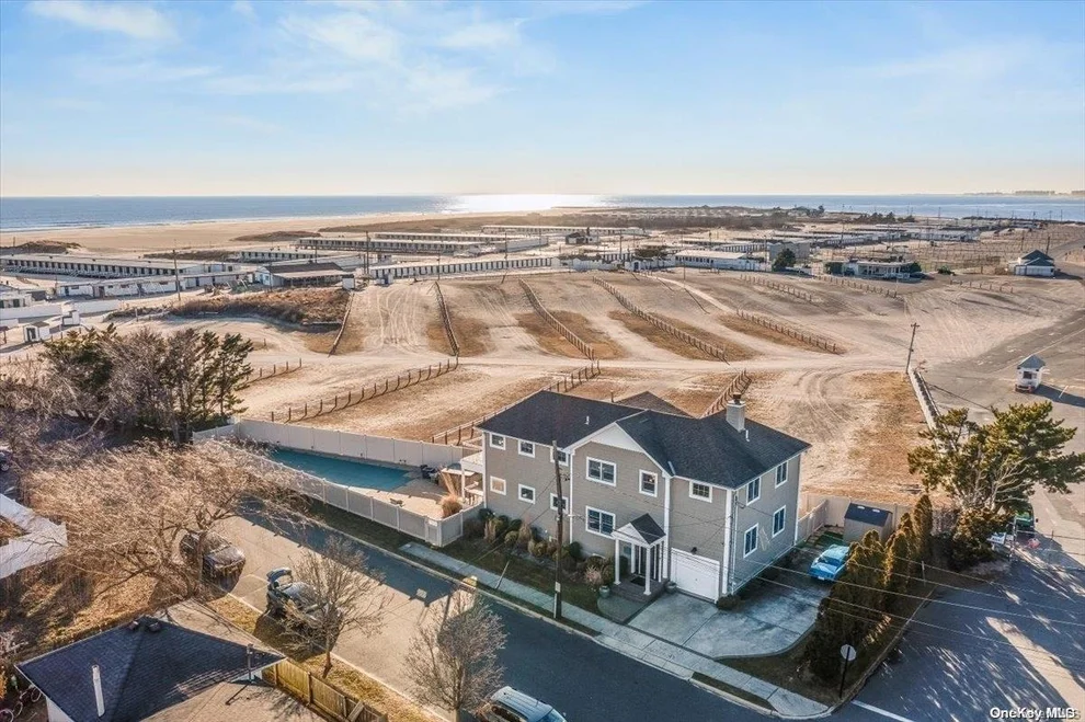 Unit for sale at 99 Flamingo Street, Hempstead, NY 11509
