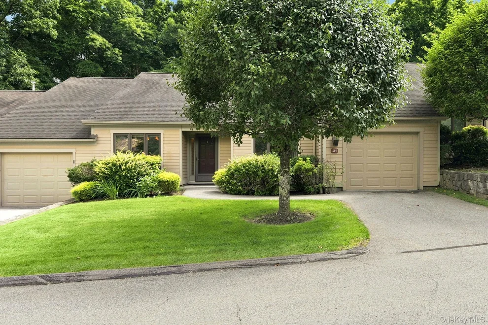 Unit for sale at 828 Heritage Hills, Somers, NY 10589