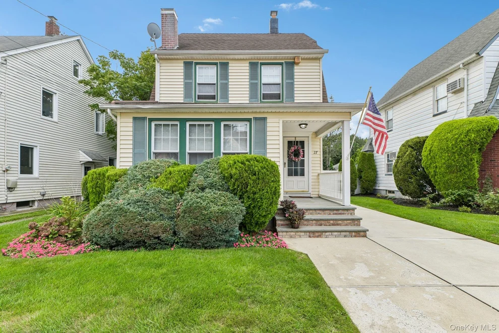 Unit for sale at 27 Juniper Avenue, North Hempstead, NY 11501