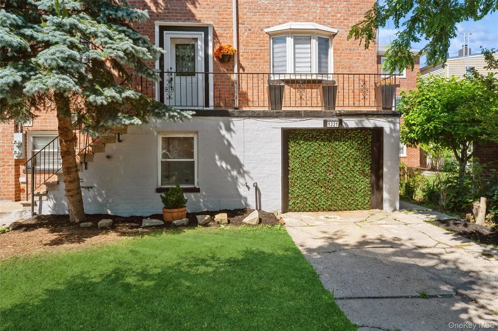 Unit for sale at 1321 Gillespie Avenue, New York, NY 10461