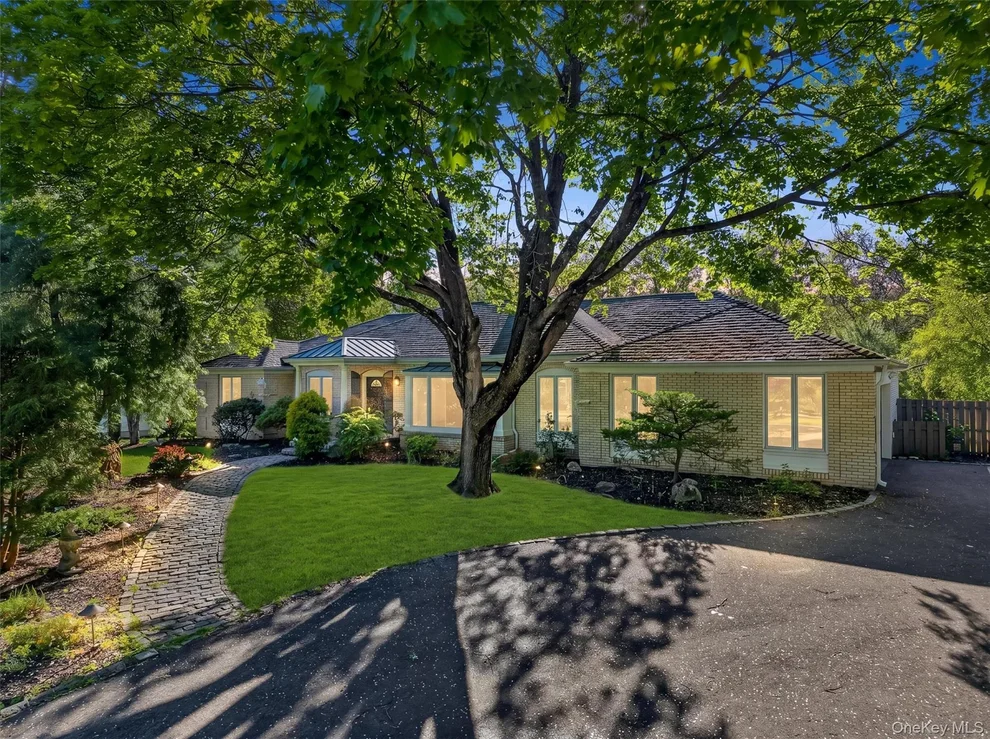 Unit for sale at 18 Millbank Road, Poughkeepsie, NY 12603