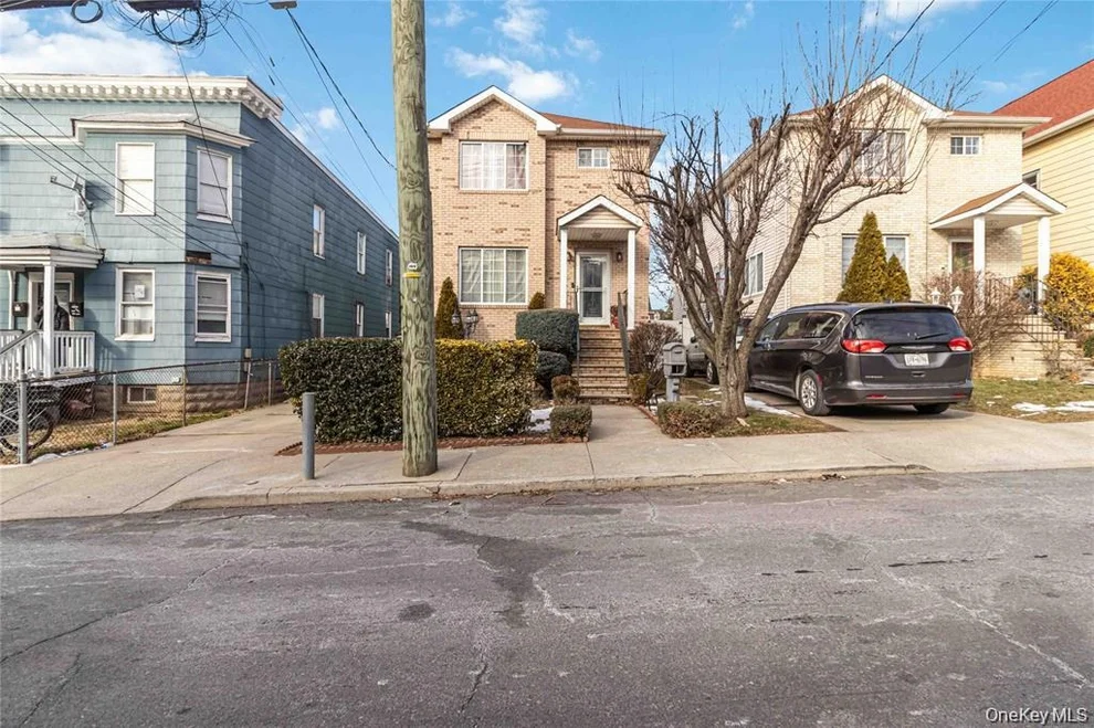 Unit for sale at 25 South Street, New York, NY 10310
