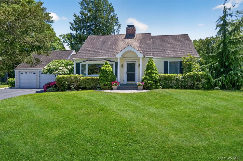 Unit for sale at 52 Cameron Drive, Huntington, NY 11743