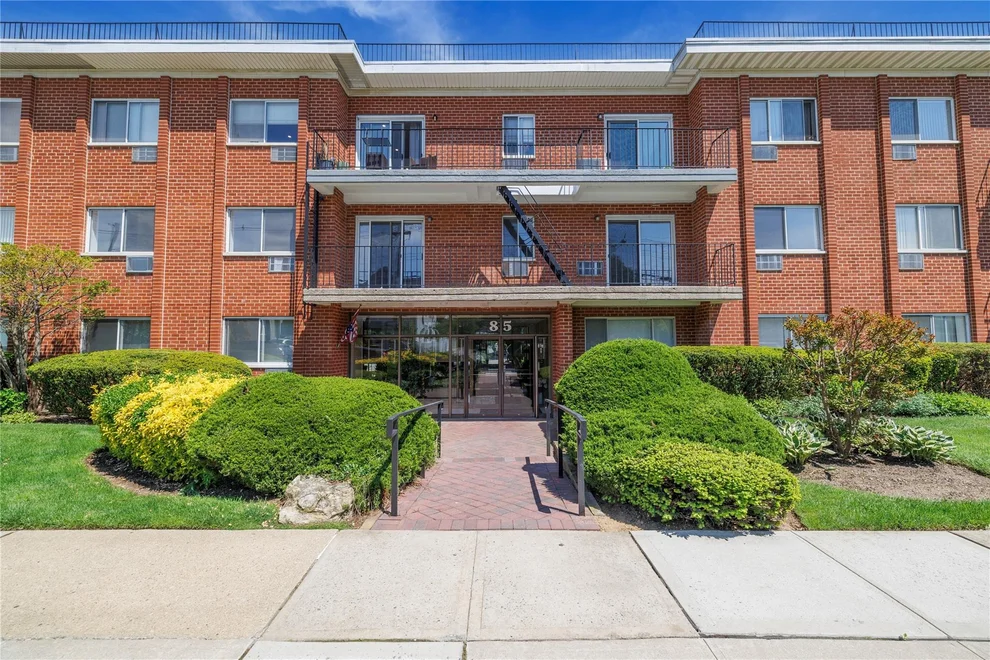 Unit for sale at 85 S CENTRE AVE, Hempstead, NY 11570