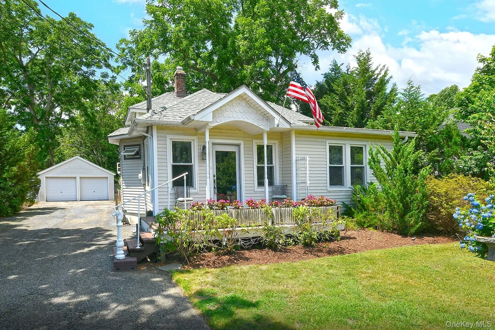 Unit for sale at 38 Roosevelt Avenue, Islip, NY 11782