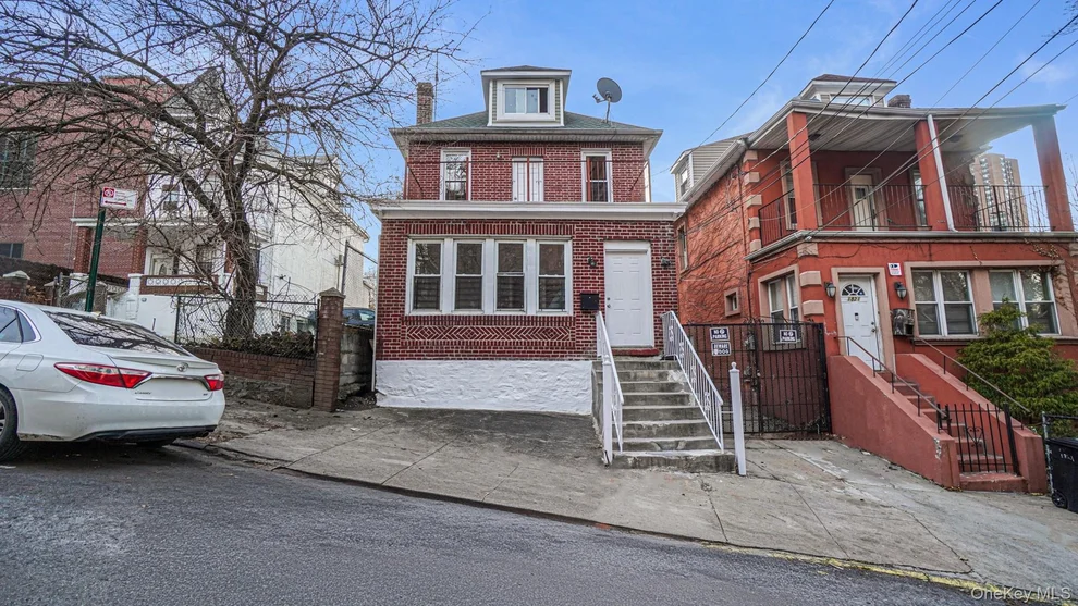 Unit for sale at 1819 Palisade Place, New York, NY 10453